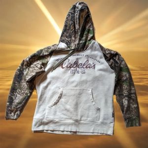 Vintage - women's Cabela's sweatshirt